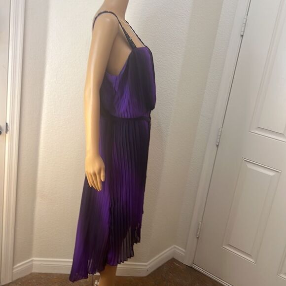 Roz & Ali Dress Size 14 Purple Square Neck Hi Low Sleeveless Pleated Sheer Lined - Picture 6 of 13